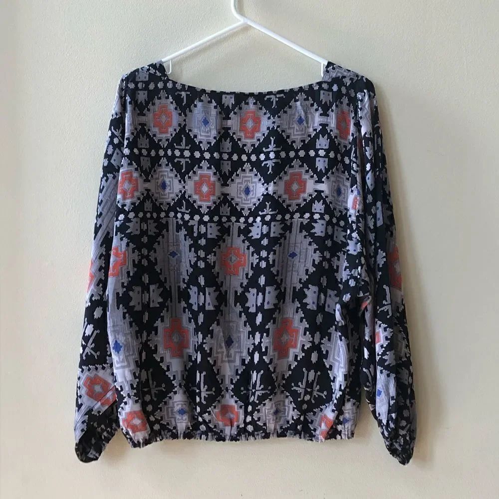 Ella Moss Silk Aztec Print Top - Picture 2 of 5